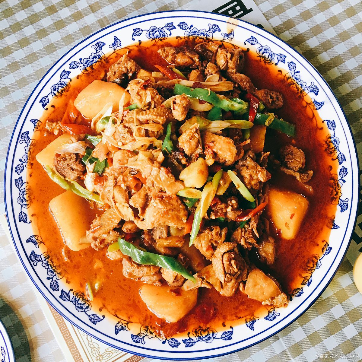 何镜堂院士深入剖析纪念性建筑的设计理念:Bsports必一体育(图3) Bsports必一体育