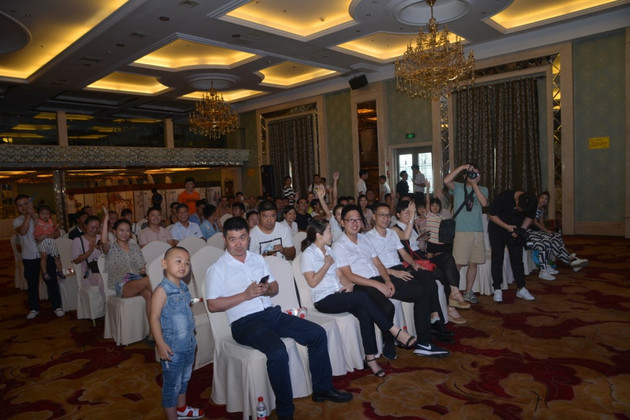 大黄鸭三天后离京两公园“吸金”超两亿元|必一(图1) b体育