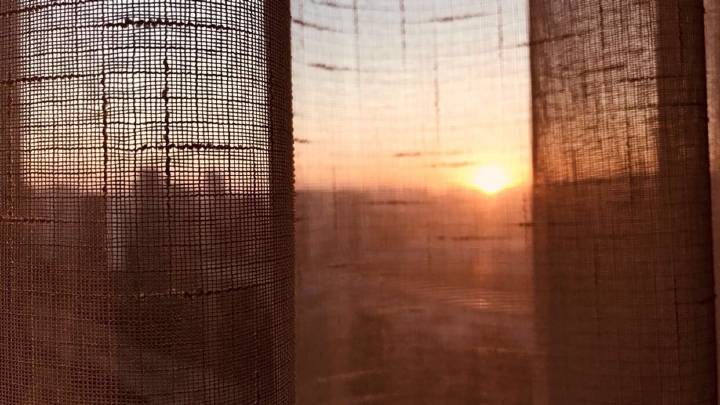 小卧室“偷”出大空间-Bsports必一体育(图2) b体育