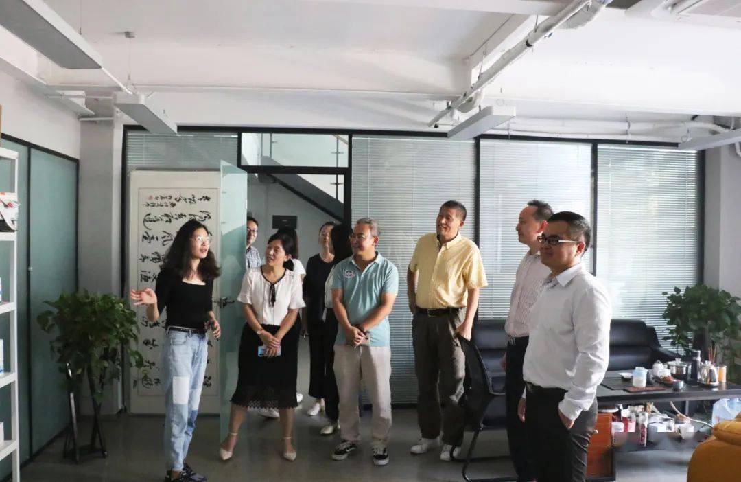 协会新闻|受邀参观中国(青岛)新媒体基地_必一(图16)