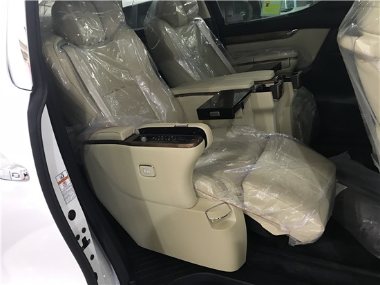 b体育:
普通人做自媒体还来得及吗?未来前途又如何呢?陈利伟为你解答(图2) Bsports必一体育