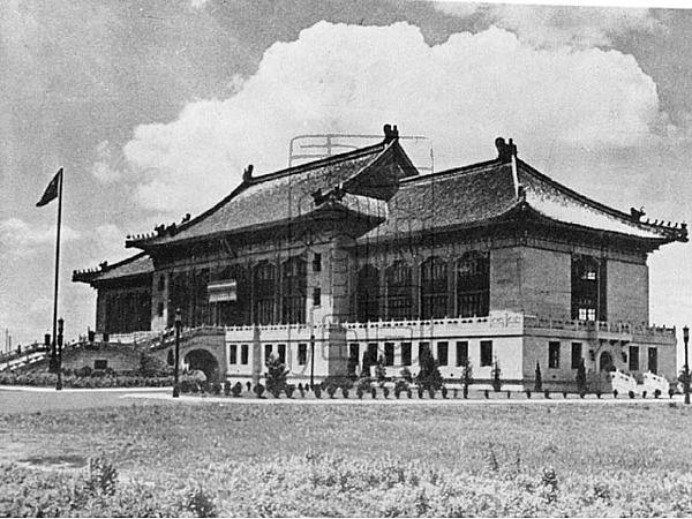 
百年前上海为了都会卫生也是拼了 天天10点前倒垃圾 超时罚款_必一(图5)